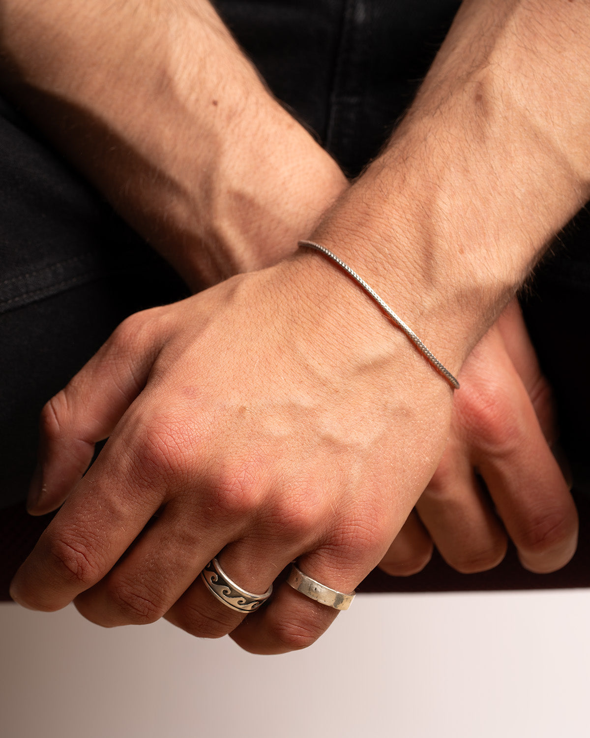 Fox Tail Armband