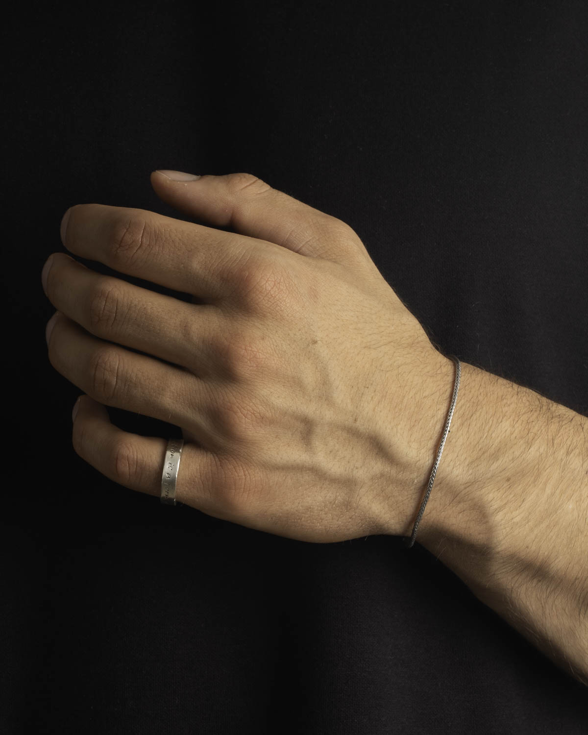 Fox Tail Armband